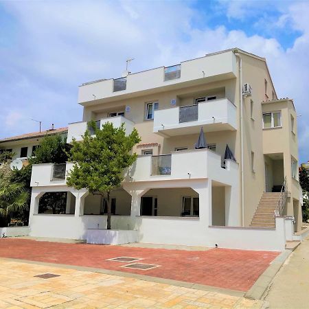 Villa Gaj Novalja Exterior foto
