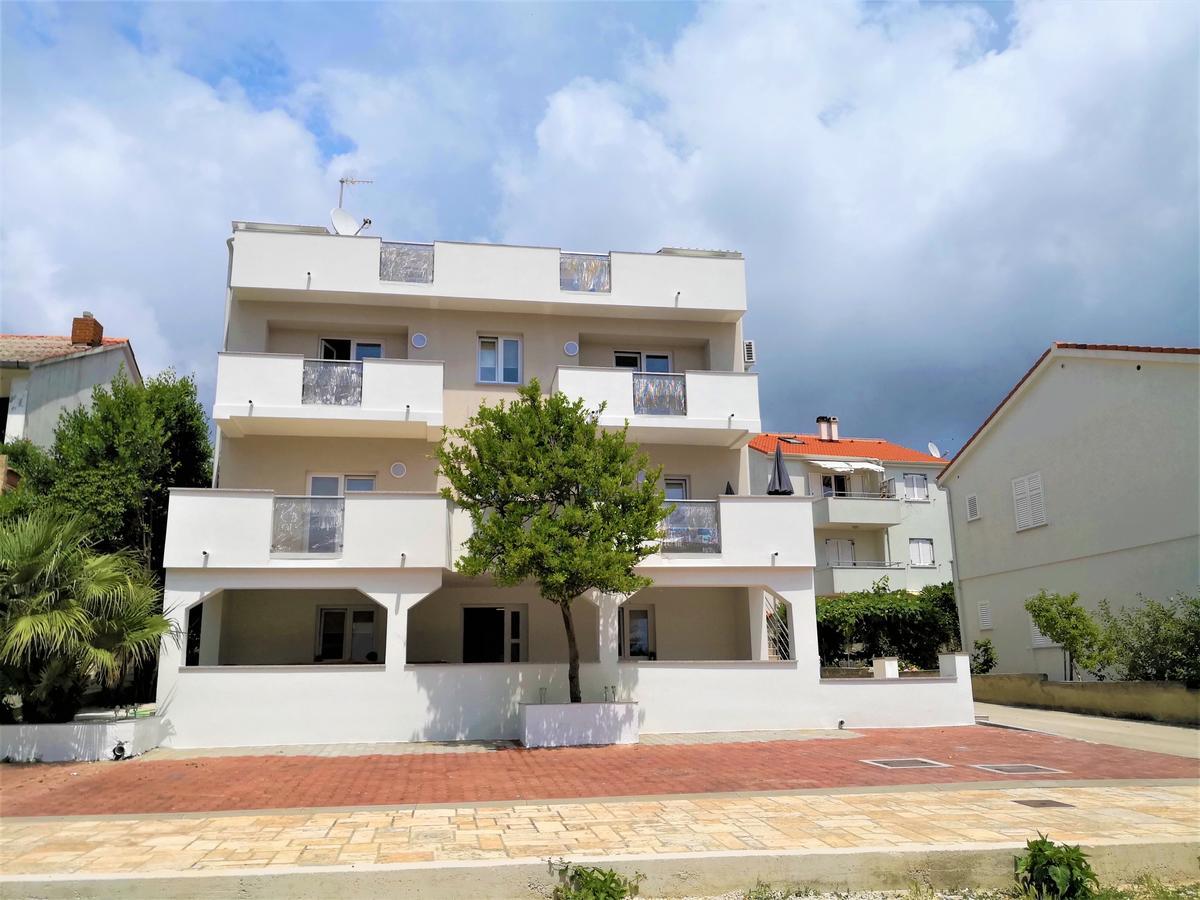Villa Gaj Novalja Exterior foto